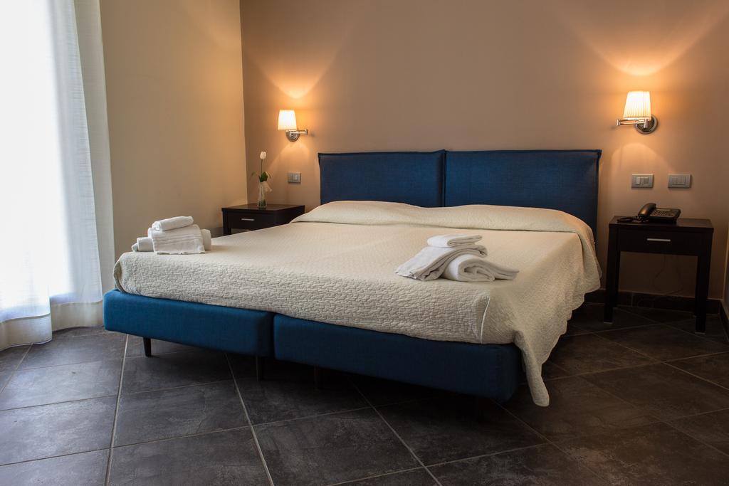 Hotel La Cavalera Augusta Luaran gambar