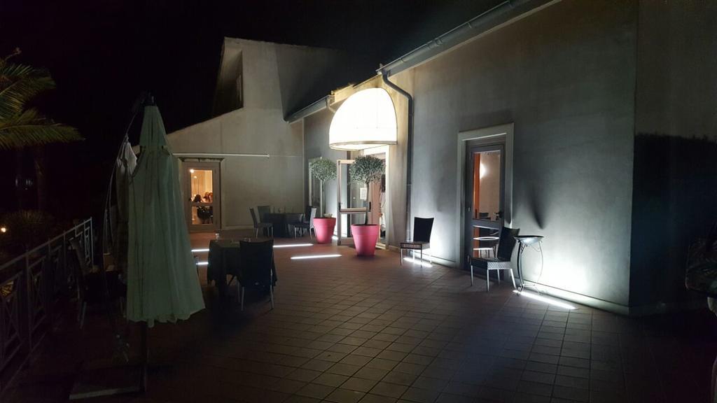 Hotel La Cavalera Augusta Luaran gambar