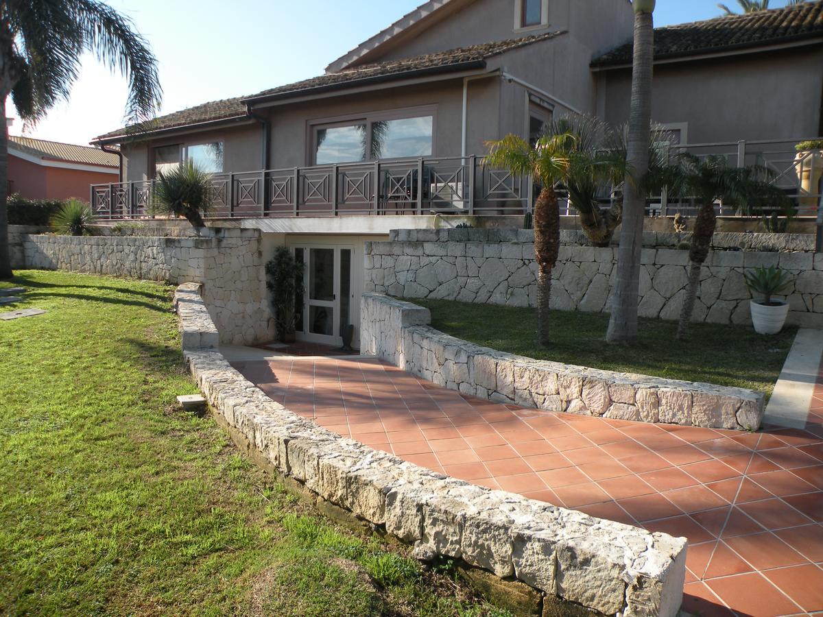 Hotel La Cavalera Augusta Luaran gambar