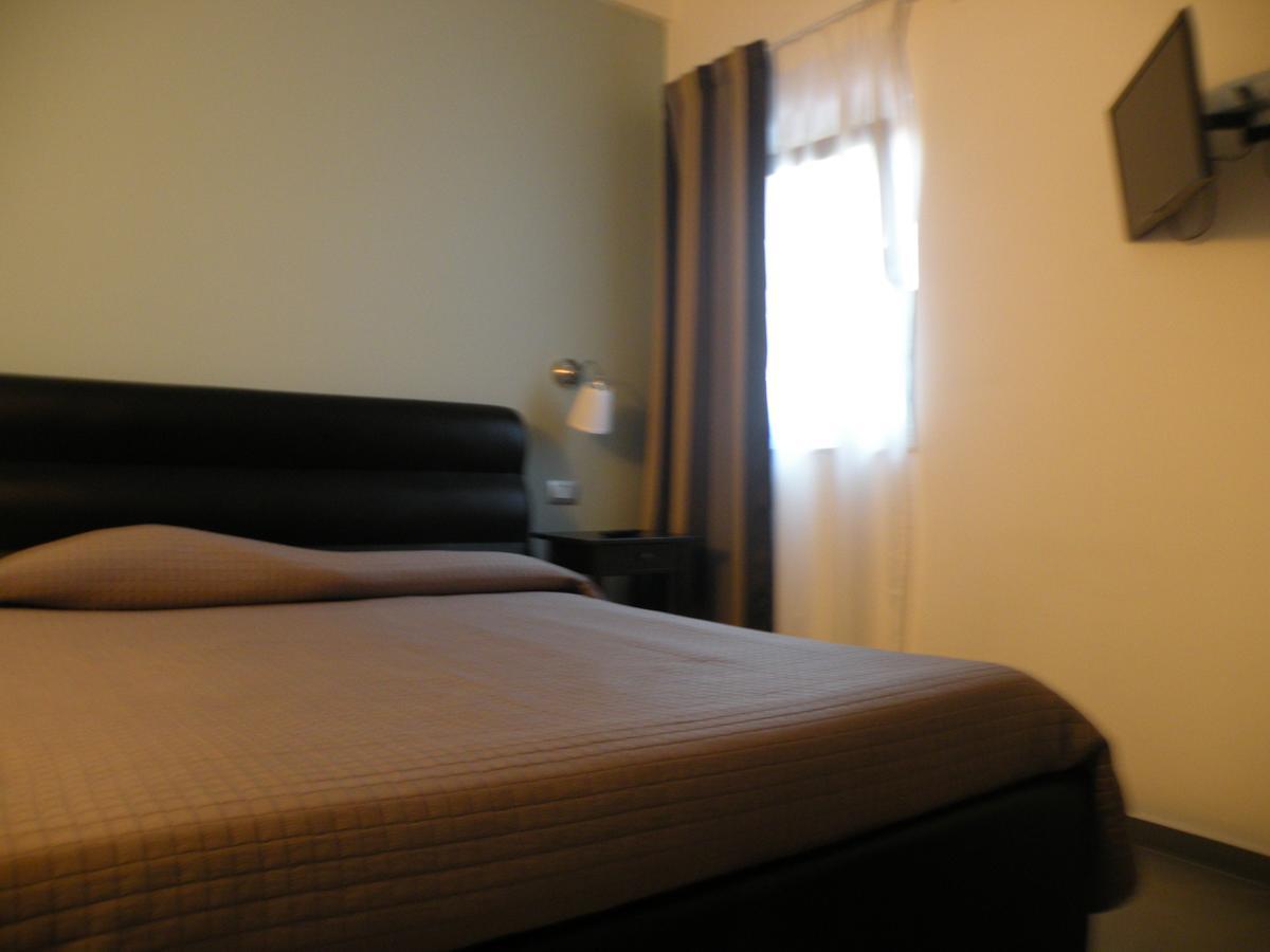 Hotel La Cavalera Augusta Luaran gambar