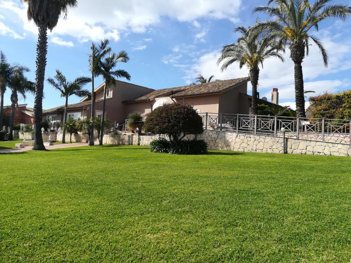 Hotel La Cavalera Augusta Luaran gambar